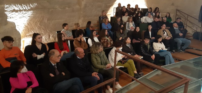 Presentatato a Matera il libro Biografia dell'Italia monarchica. Storia  dell'Italia dal 1861 al 1946 di Saverio Omar Ciccimarra: report e foto -  SassiLive