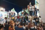 Festa della Bruna 2024 a Matera, processione serale e "strazzo" del Carro trionfale con arrivo in piazza Vittorio Veneto: report, video, foto