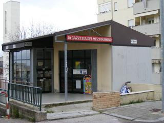 edicola_viale_italia.jpg