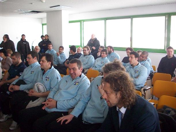 squadra_del_gran_parma_in_sala_giunta.jpg