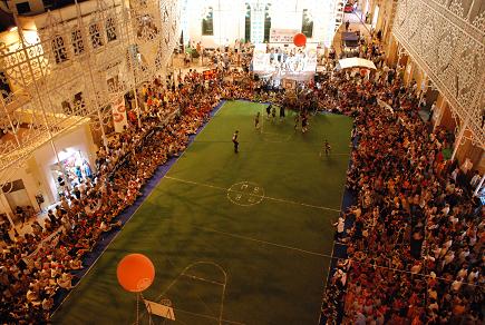 minibasket_in_piazza_dallalto.jpg