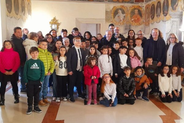 Il senso del Natale, Parrocchia "San Pio X" di Matera presenta il TG Gesù: report e foto